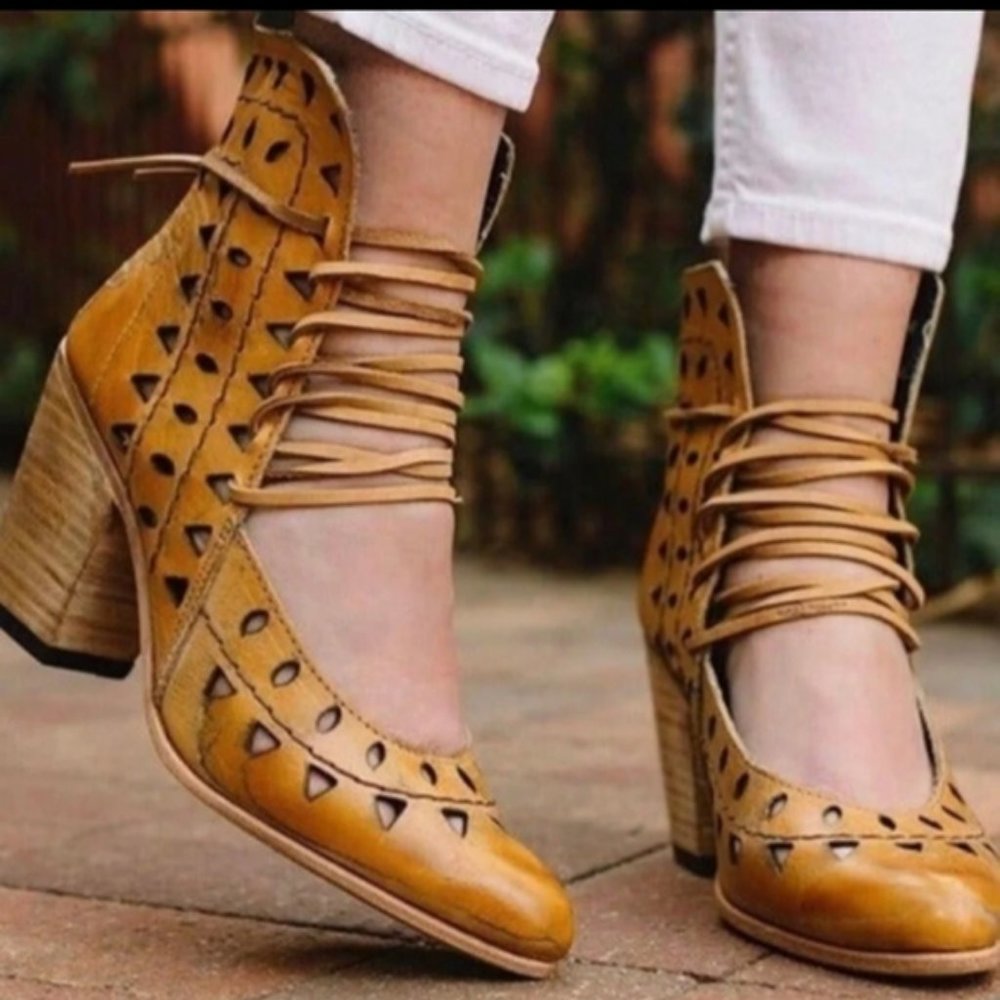 Freebird by Steven Flute boots RARE